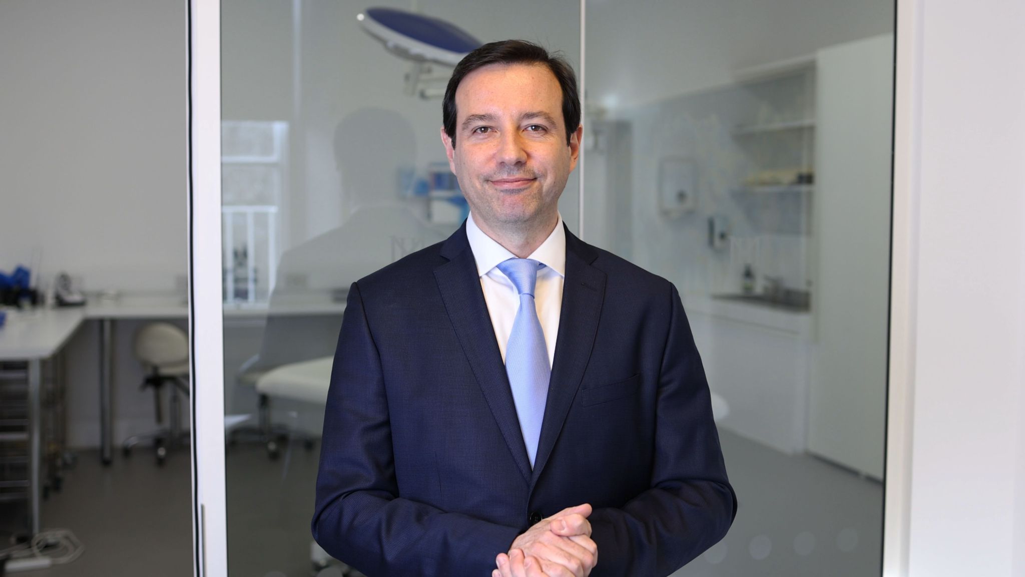 Mr Michail Vourvachis Consultant Plastic and Cosmetic Surgeon